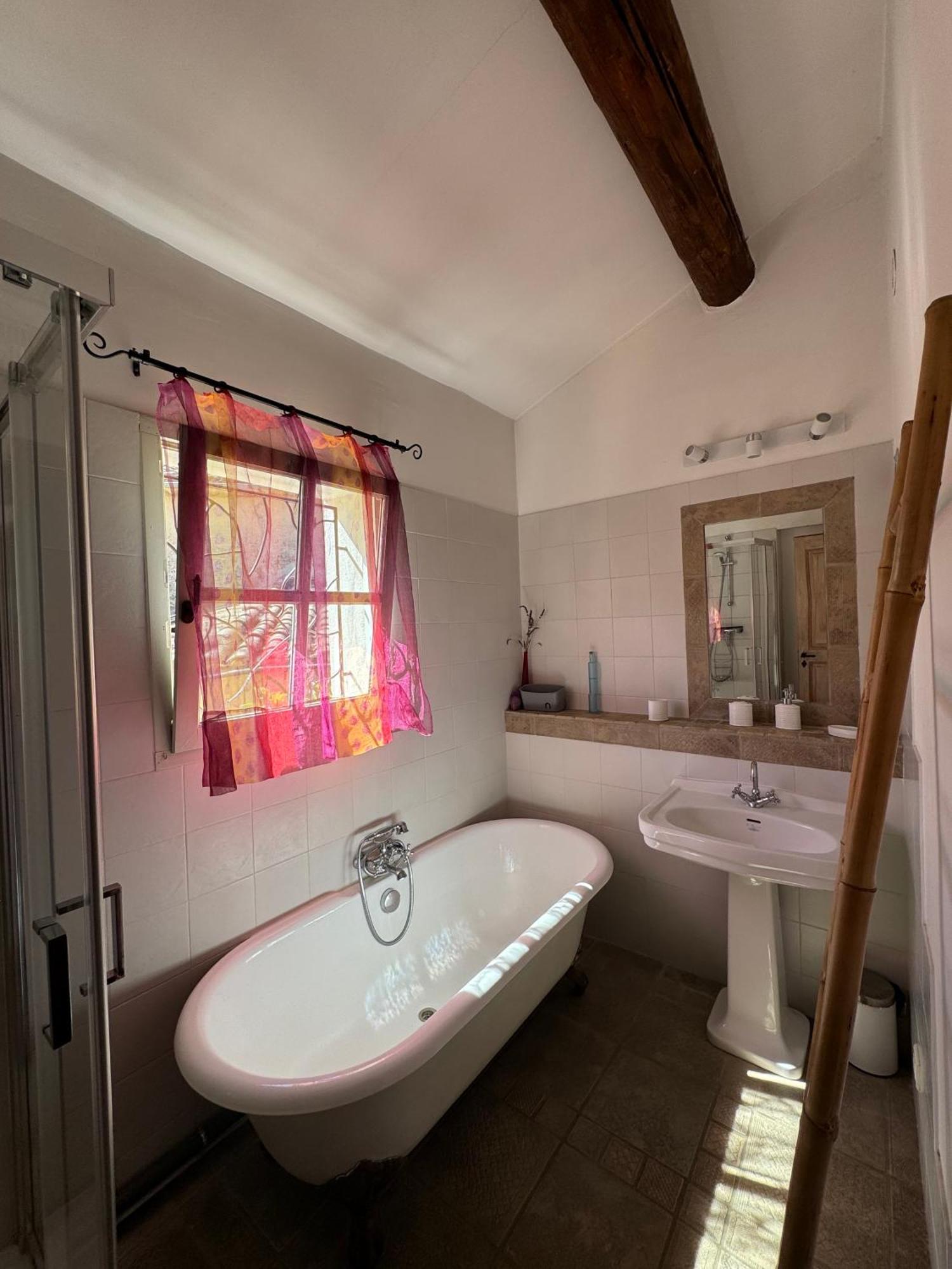 La Boissetane, Maison Provencale Avec Piscine Et Jardin, Au Pied Du Luberon Saint-Martin-de-Castillon Dış mekan fotoğraf