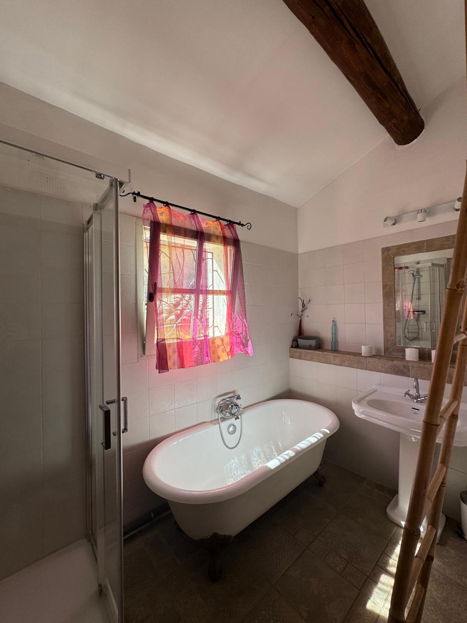 La Boissetane, Maison Provencale Avec Piscine Et Jardin, Au Pied Du Luberon Saint-Martin-de-Castillon Dış mekan fotoğraf